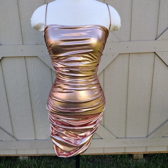 COPY - Oh Polly Dress Ruched Bodycon Mini Dress in Rose Gold - size US 4 - Picture 10 of 10